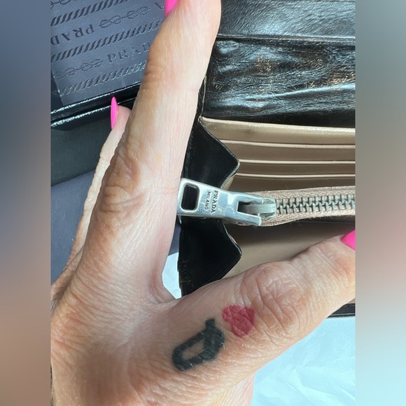 Authentic Prada Wallet - Picture 12 of 13